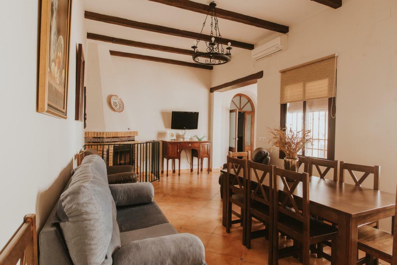 فيلا Casa Leal لا بويبلا دي لوس إينفانتيس المظهر الخارجي الصورة